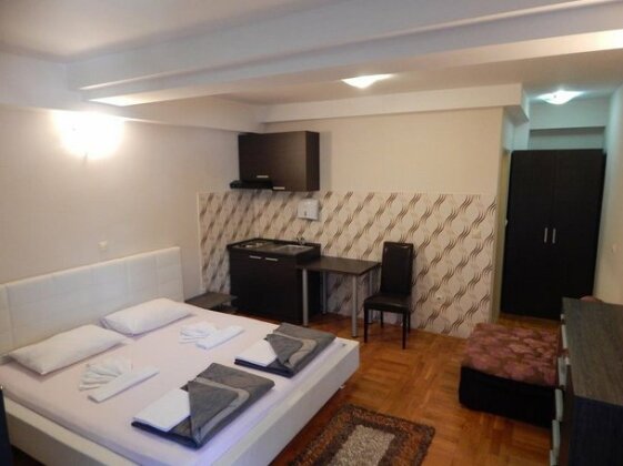 Contessa Apartments - Photo3
