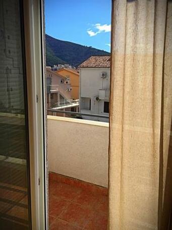 Guest House Buskovi - Photo3