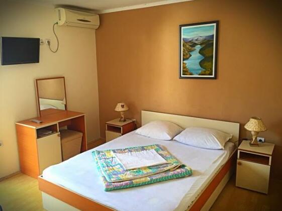 Guest House Buskovi - Photo4