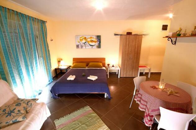 Lighthouse Apartments - Photo3