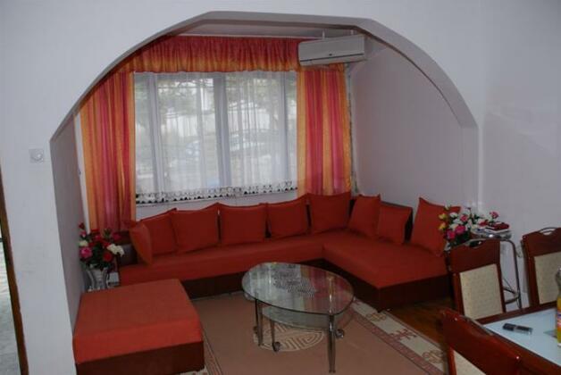 Saki Apartments - Photo5
