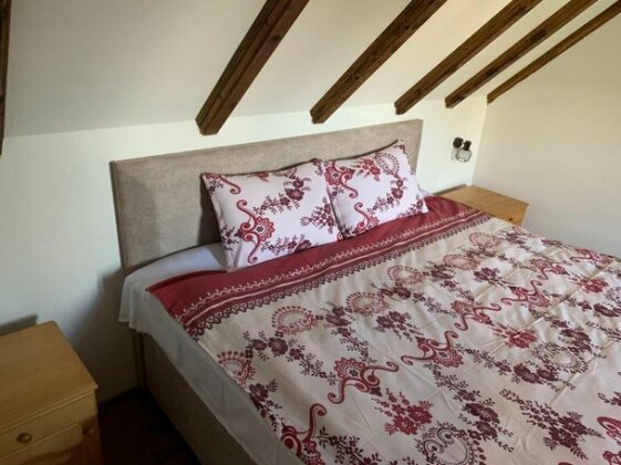 Lovcen Holiday Home - Photo4