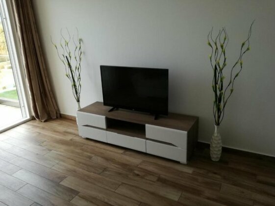 Apartment Victoria Dobra Voda - Photo5