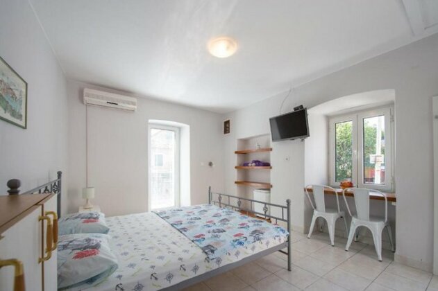 Apartman Lepetane - Photo2