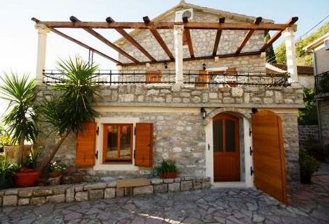 Villa Serventi Apartments