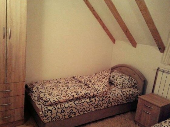 Our House Apartments - Photo5