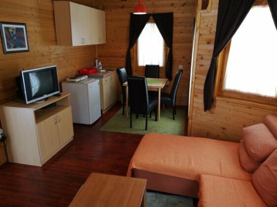 Paradise Valley Apartments - Photo4