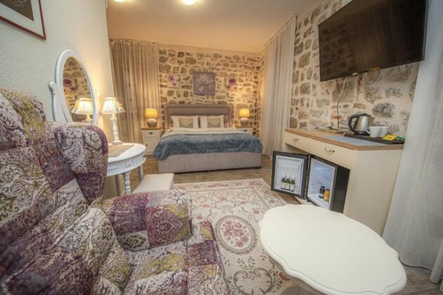 Antika Guesthouse - Photo2