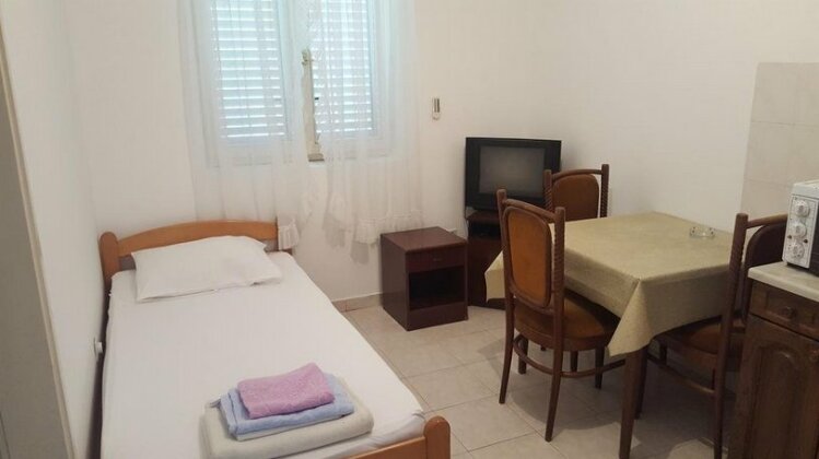 Apartmani Tiha Noc - Photo5