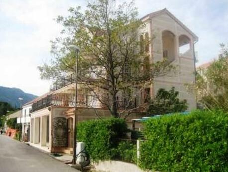 Apartments Paradiso Kotor - Photo2