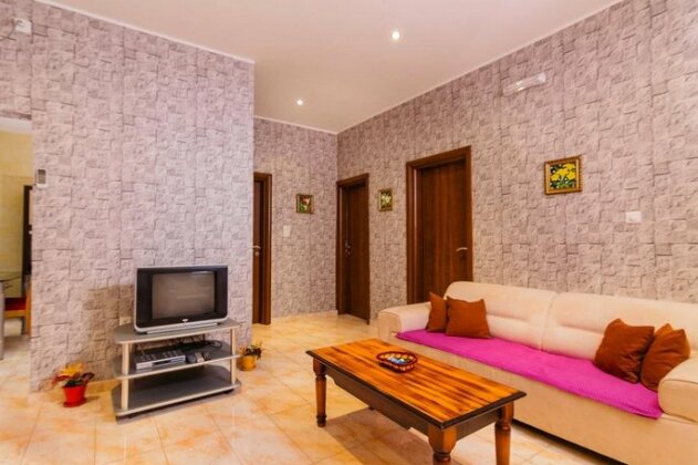 Kotor Emerald Apartments - Photo4