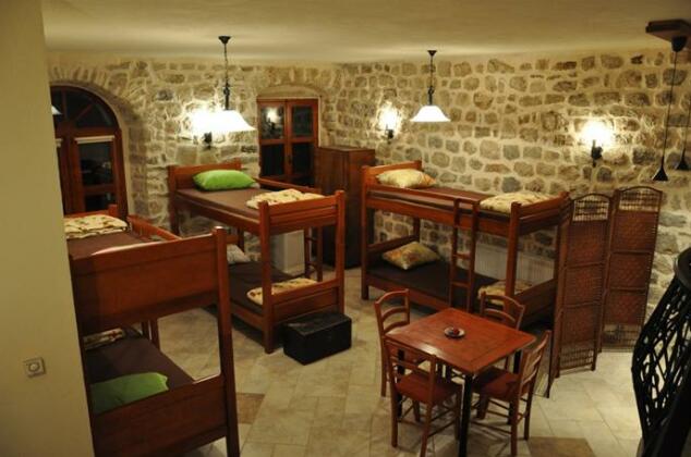 Old Town Youth Hostel - Photo3