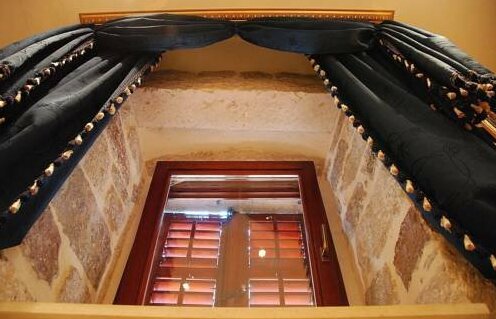 VG Three Bedroom Castle - Photo3