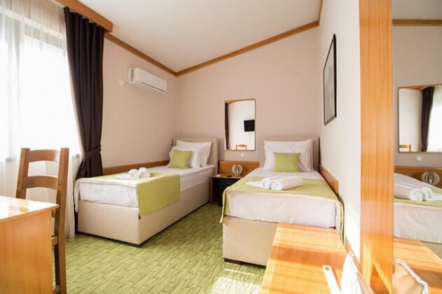 Hotel Yugoslavia - Photo4