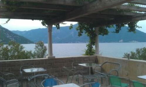 Apartments Montenegro Risan Cuckovic - Photo3