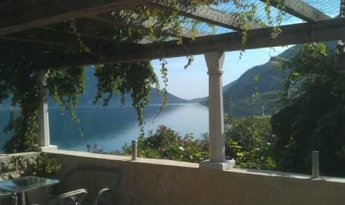 Apartments Montenegro Risan Cuckovic - Photo5