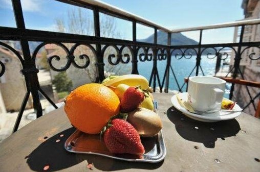Balcony Apartment Sea Breeze 3 - Photo2
