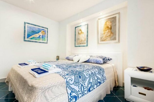Bluemarine Rooms & Apartments - Photo2