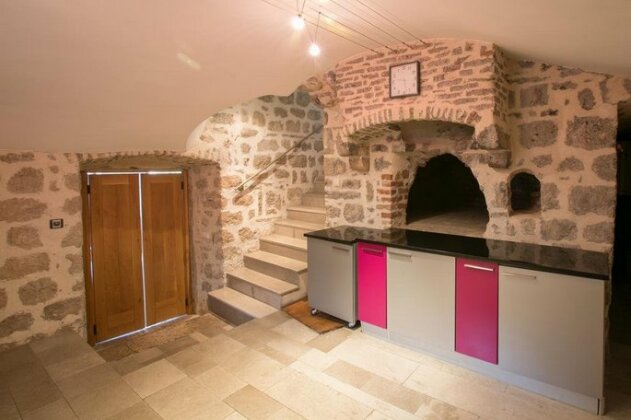 GuestHouse Mrshe Palace - Photo2