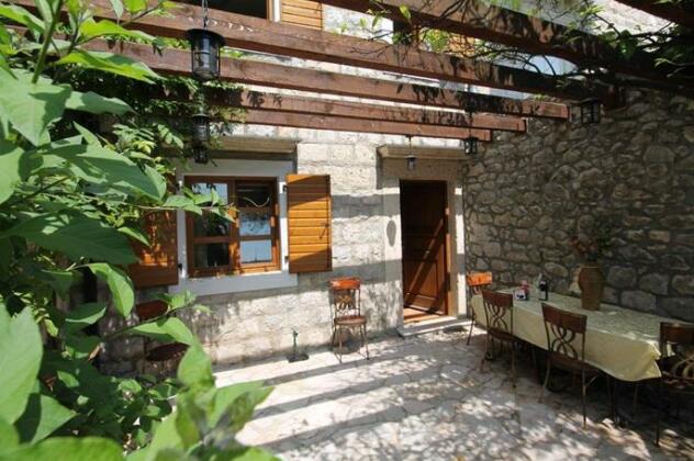 Holiday Home Nikolic Perast - Photo2
