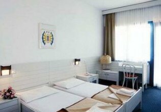 Hotel Teuta - Photo2
