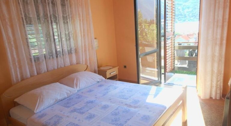 Lorena Rooms - Photo3