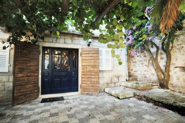 Stone House Petra - Photo2