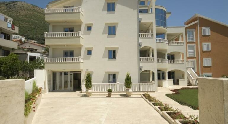 Vila V Lux