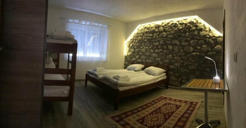 Riverside Guesthouse Plav - Photo2