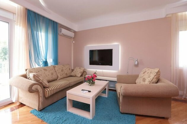 Apartments Aleksandra - Photo5