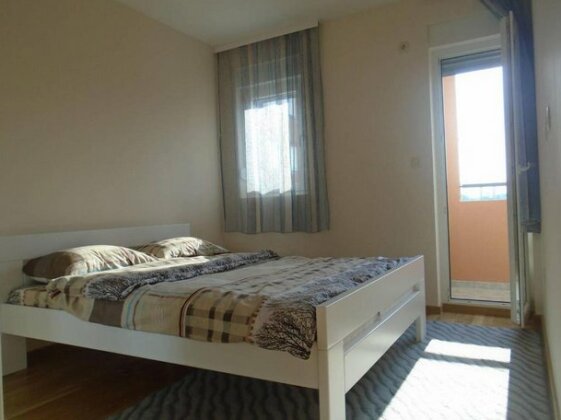 Fantastic brand new apartment - Photo3