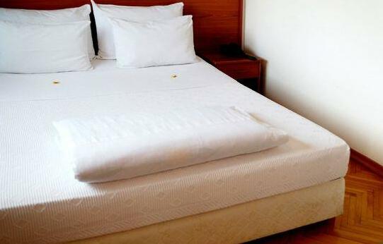 Hotel Ambasador - Photo4