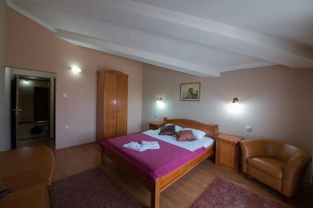Hotel Holiday Podgorica - Photo3