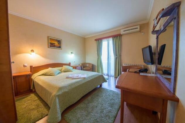 Hotel Holiday Podgorica - Photo4