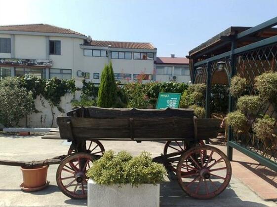 Hotel Laguna Podgorica - Photo2