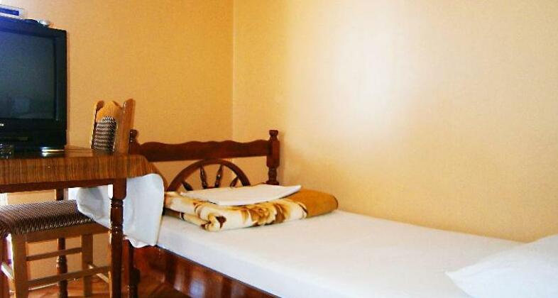 Private Accommodation Kubura - Photo3