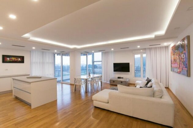 Seven Hills Riverside - Photo2
