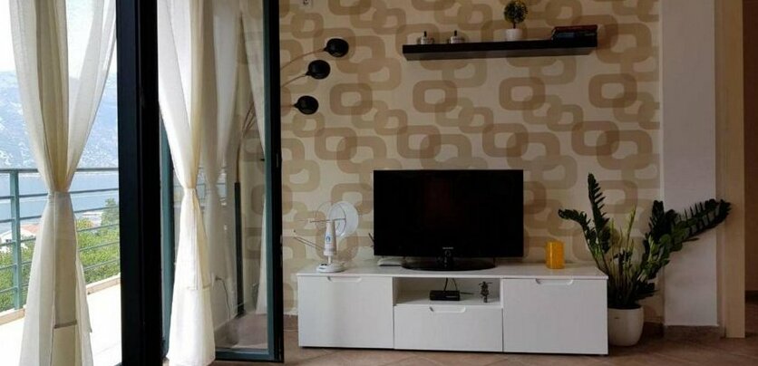 Apartman Barbara Prcanj - Photo3