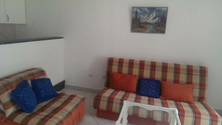 Apartments Prcanj - Photo4