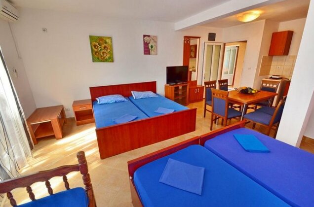 Apartments Scorpio - Photo2