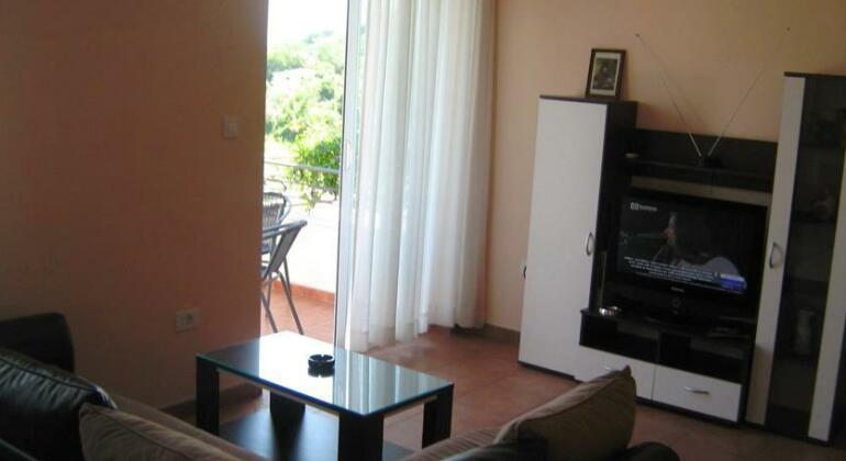 Apartments Soso Prcanj - Photo3