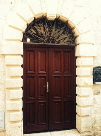 Guesthouse Palace Lukovic - Photo2