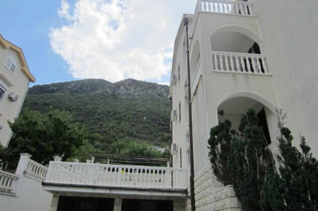 Villa Milosh Boka Prchanj - Photo2
