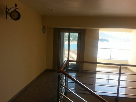 Apartments Aura Milocer - Photo2
