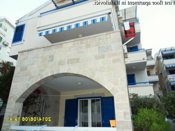 Apartments Rafailovici