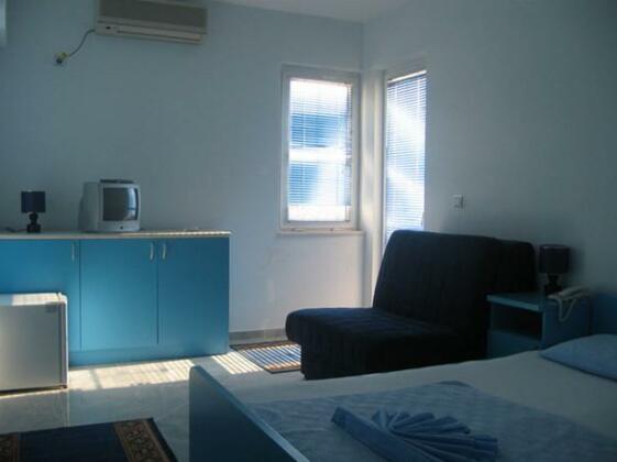 Hotel Obala - Photo2