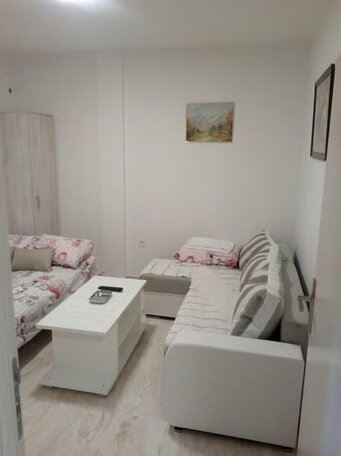 Apartmani M&V Sutomore - Photo2