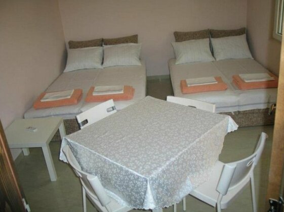 Apartment Sutomore - Photo2