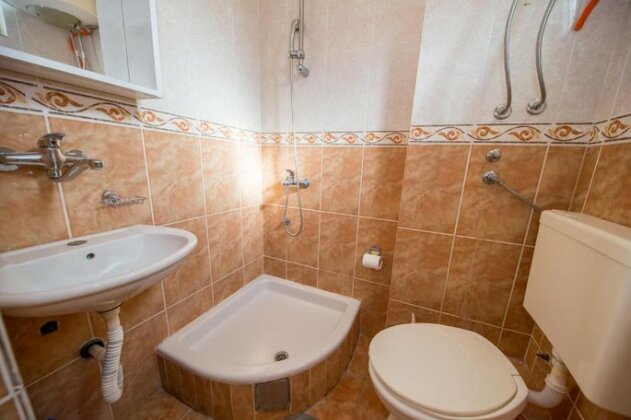 Apartments Stari Grad Sutomore - Photo4