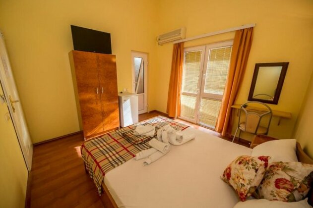 Apartments Stari Grad Sutomore - Photo5